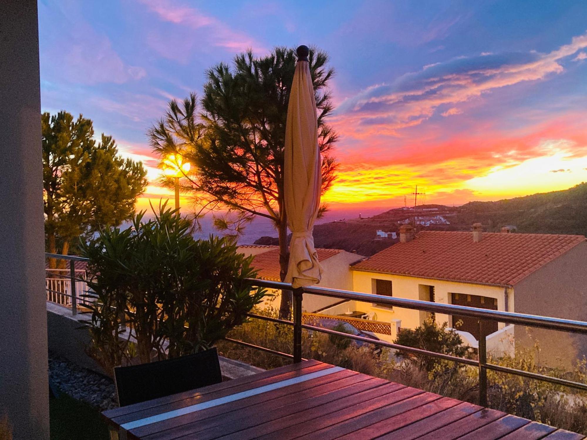 Residence Costa Vermella, Vue Mer Et Montagne Au Calme Cerbere Luaran gambar